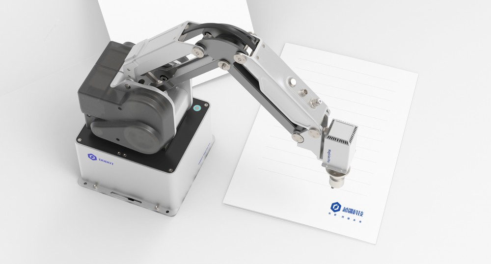 、四軸協(xié)作機(jī)器人科普:它和六軸協(xié)作機(jī)器人有什么不一樣?