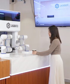 越疆,越疆科技,越疆機器人,越疆官網,dobot,協作機器人,越疆協作機器人,協作機械臂,協作機械手,自動化機械臂,協作機器人品牌,協作機器人制造商,協作機器人研發(fā),具身智能機器人,協作機器人PCB插件,異形插件,高精度,工作空間靈活,插件效率,良品率,自適應技術,多樣化的插件作業(yè)需求,空間利用率,運營成本-新零售