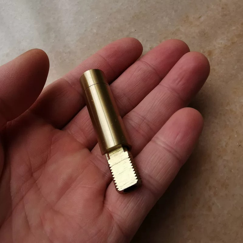 JH-576 Brass Swivel Joint Size in Hand